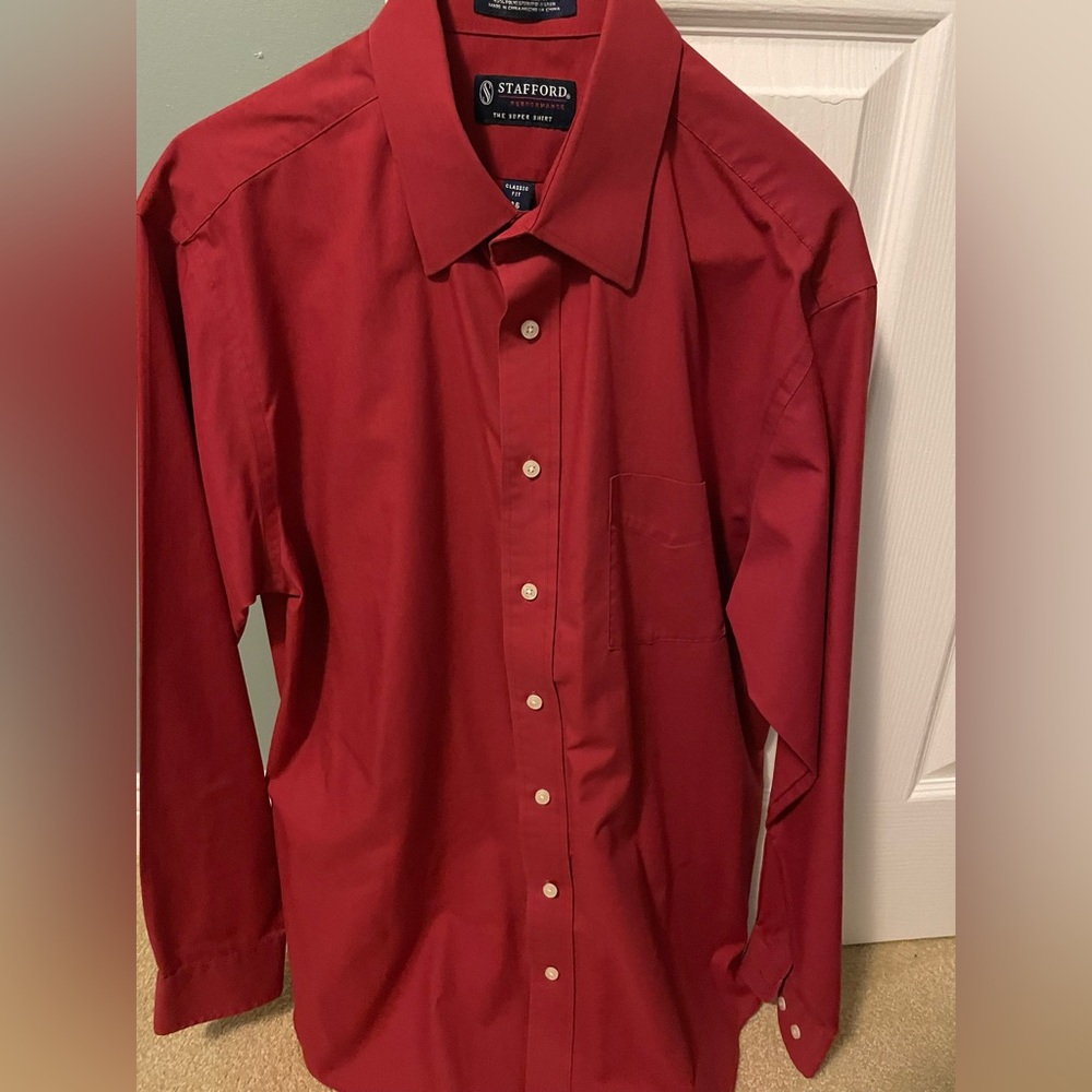Stafford Long Sleeve Dress Shirt Size 16 34-35 length sleeve. Like New